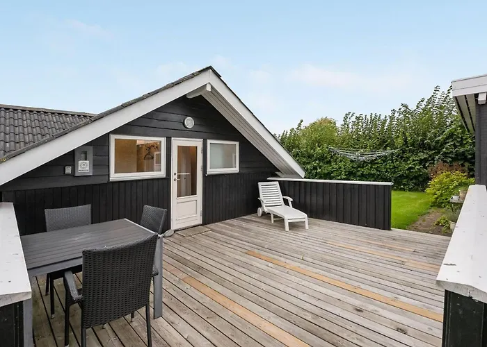 Sella - 500m From The Sea By Interhome Feriehus